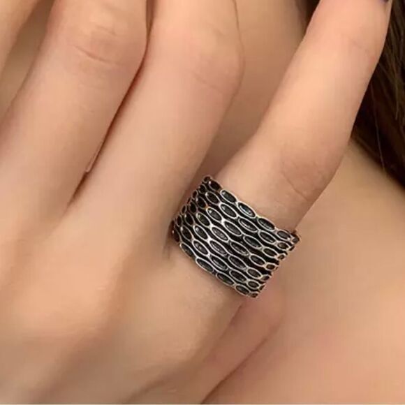 GEOMETRIC OPEN CUFF RESIZABLE RING - Picture 1 of 1